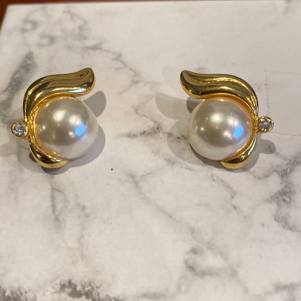 3/$10.00 Daria Gold Tone Pearl Earrings with Rhinestones. Post Backs